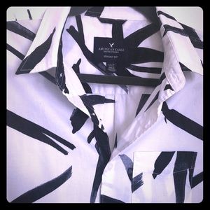 AMERICAN EAGLE OUTFITTERS SHIRT SIZE xs